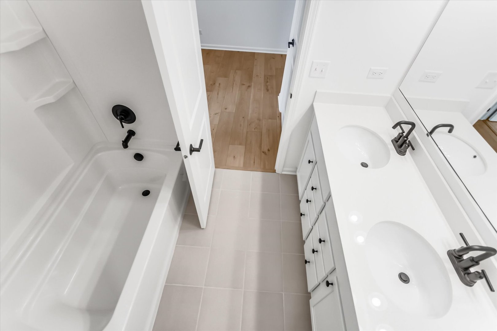 729 Alberta Avenue Property Photo 27