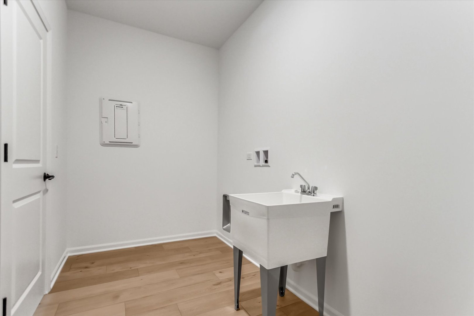 729 Alberta Avenue Property Photo 28