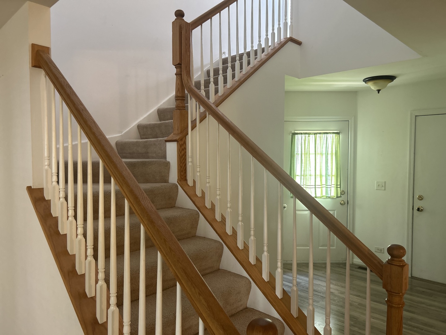 2375 Stoughton Circle Property Photo 8