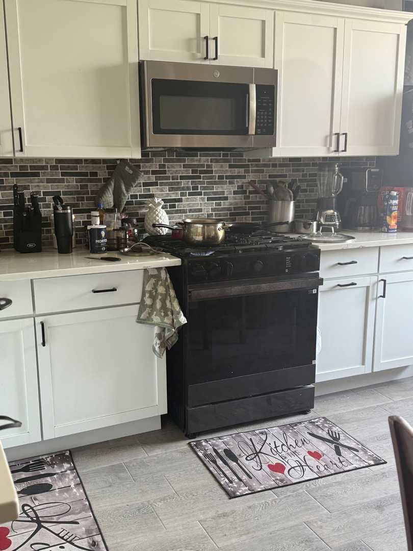 3931 W Grenshaw Street Property Photo 7