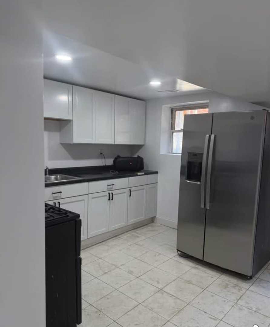3931 W Grenshaw Street Property Photo 18