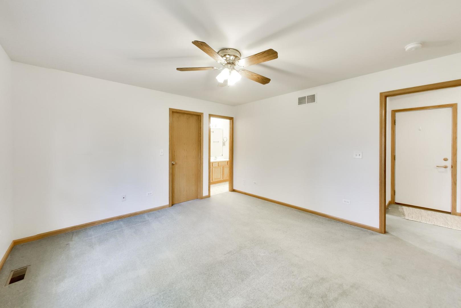 231 Clover Chase Circle Property Photo 9