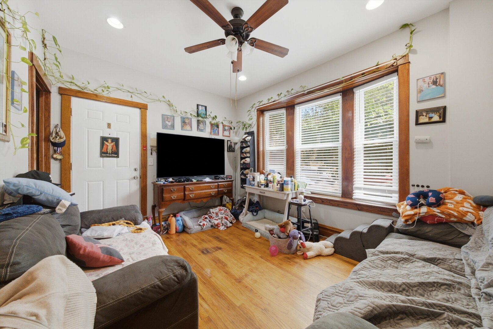 3901 W Fullerton Avenue Property Photo 13