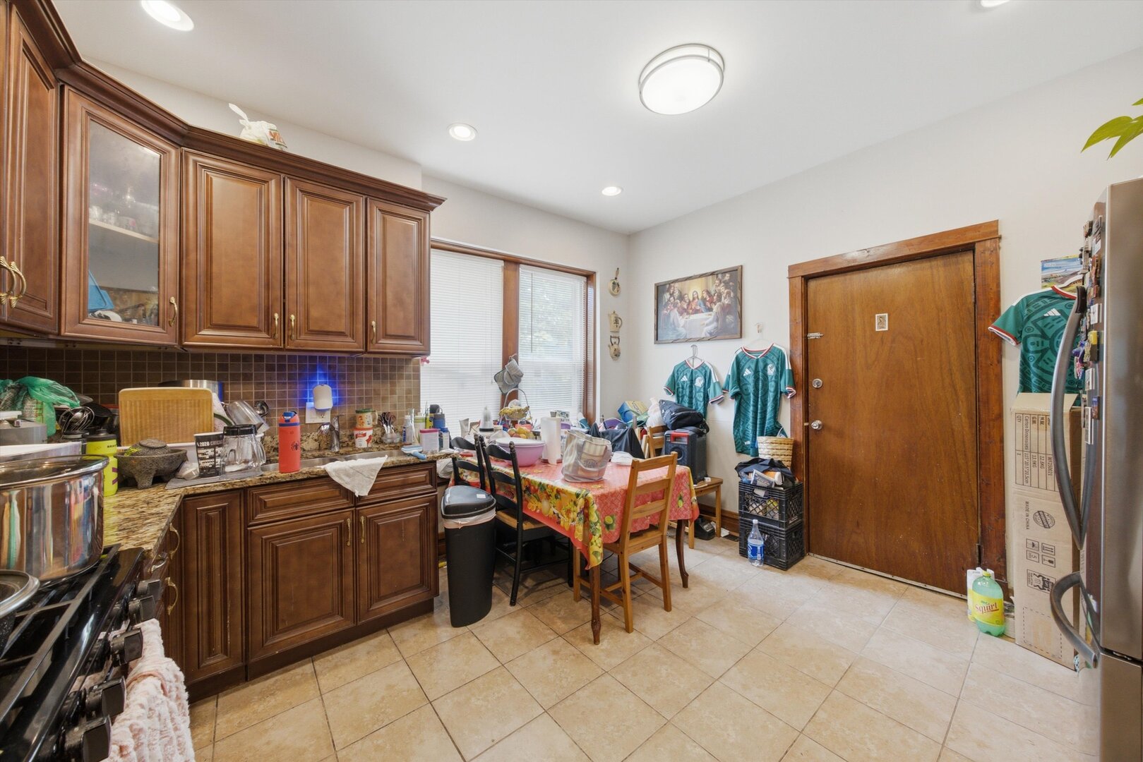 3901 W Fullerton Avenue Property Photo 17