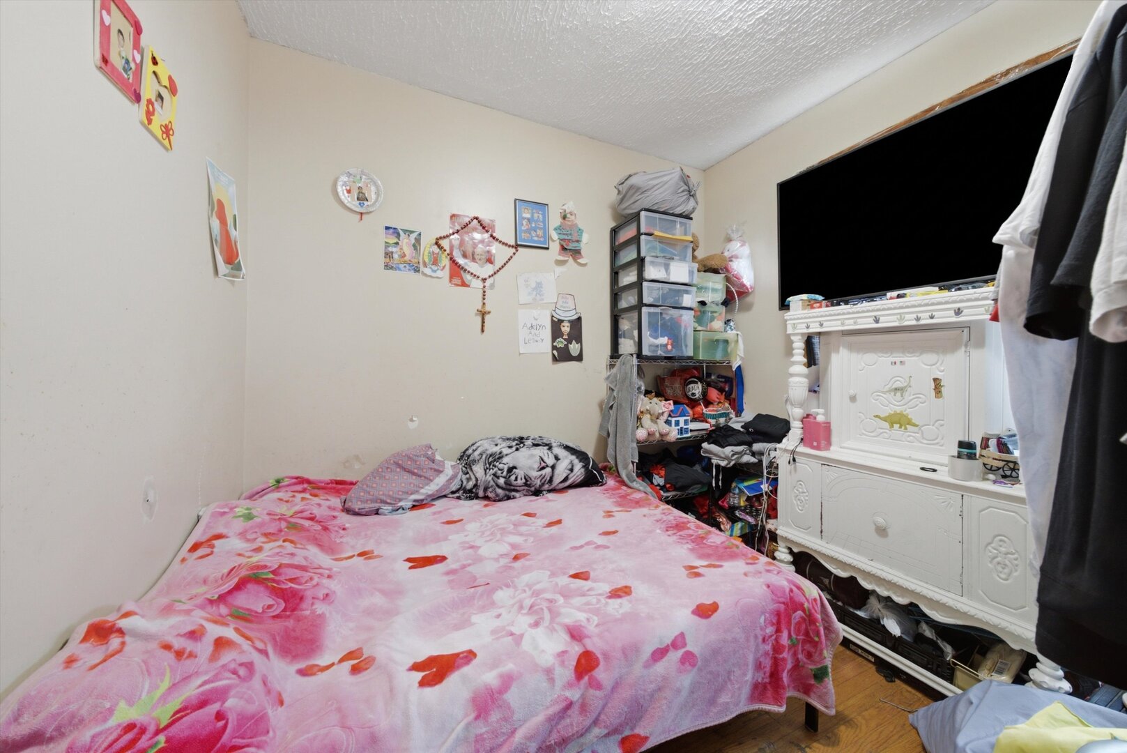 3901 W Fullerton Avenue Property Photo 24