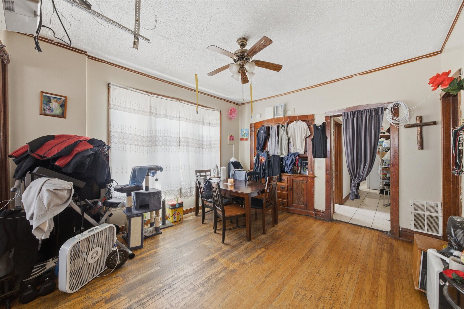 3901 W Fullerton Avenue Property Photo 27