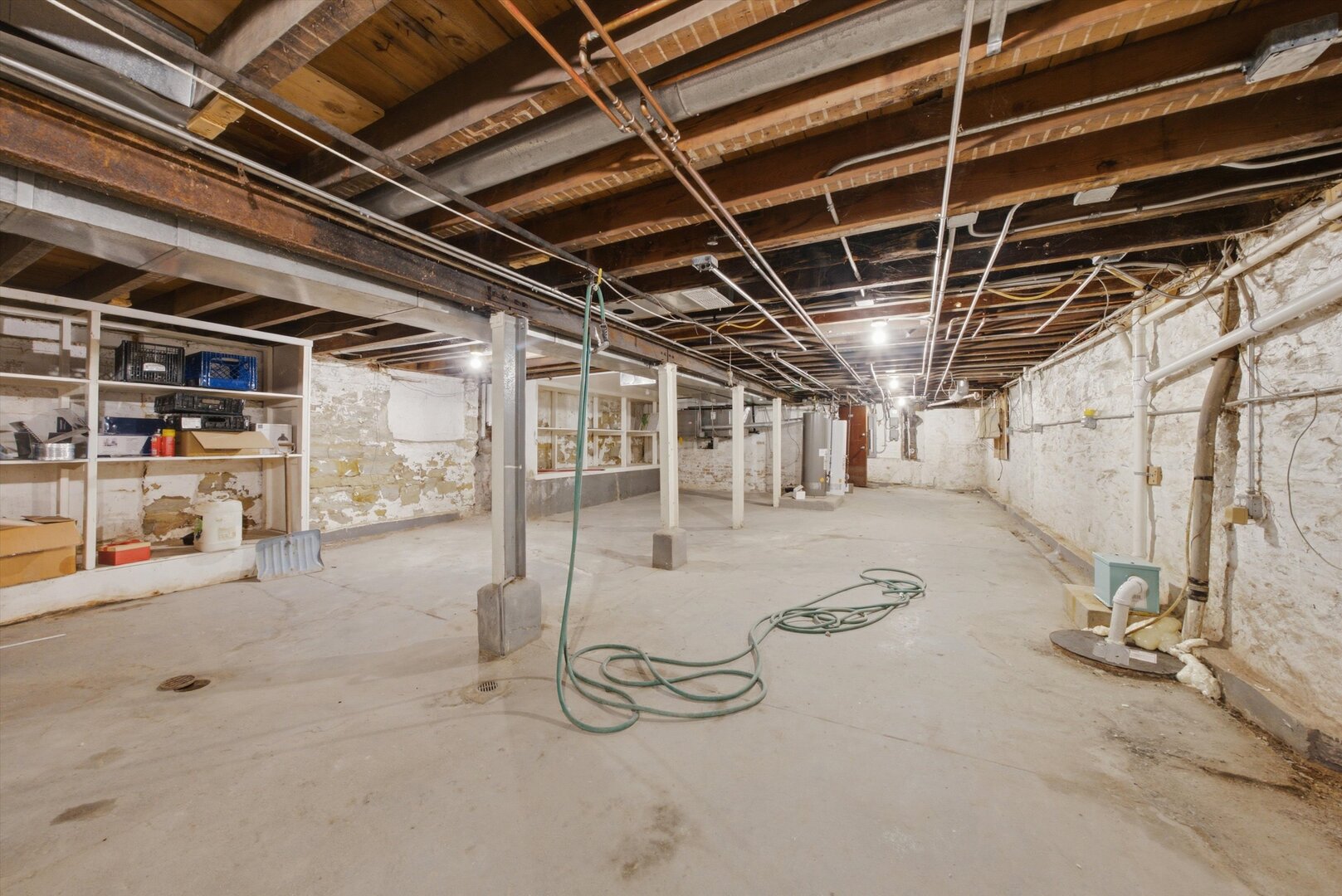 3901 W Fullerton Avenue Property Photo 33