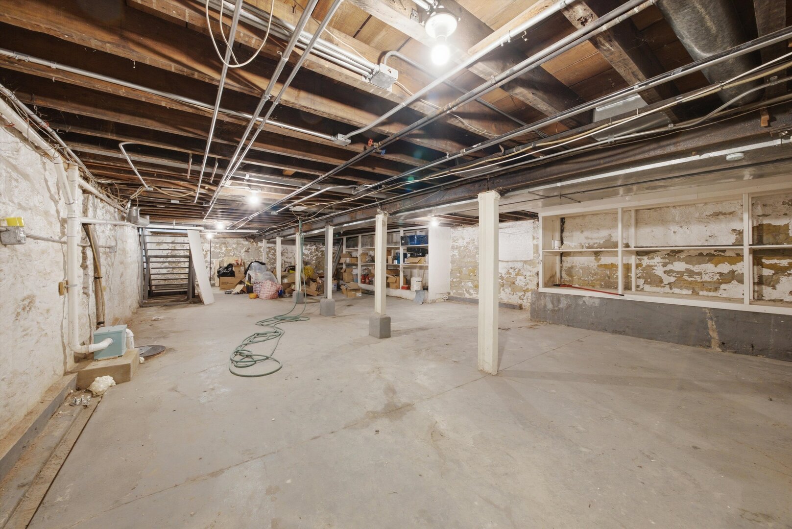 3901 W Fullerton Avenue Property Photo 35
