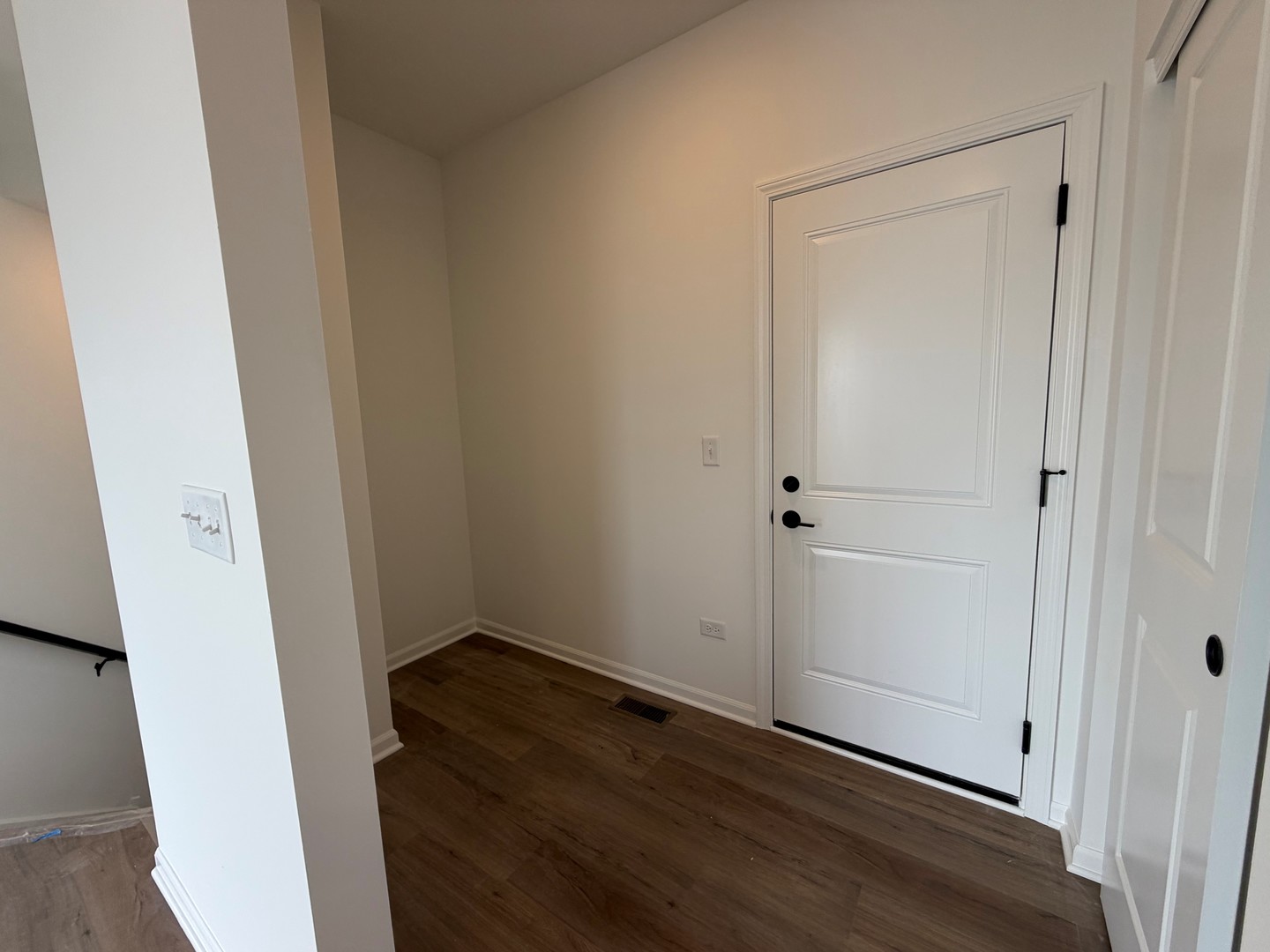 737 Fairfield Drive Property Photo 10