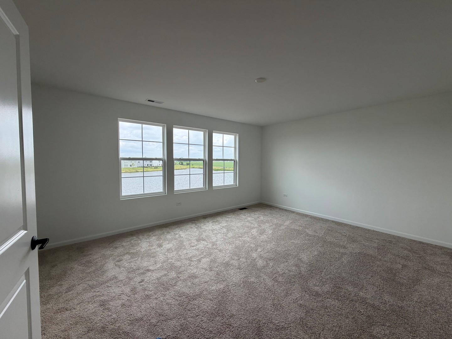 737 Fairfield Drive Property Photo 15