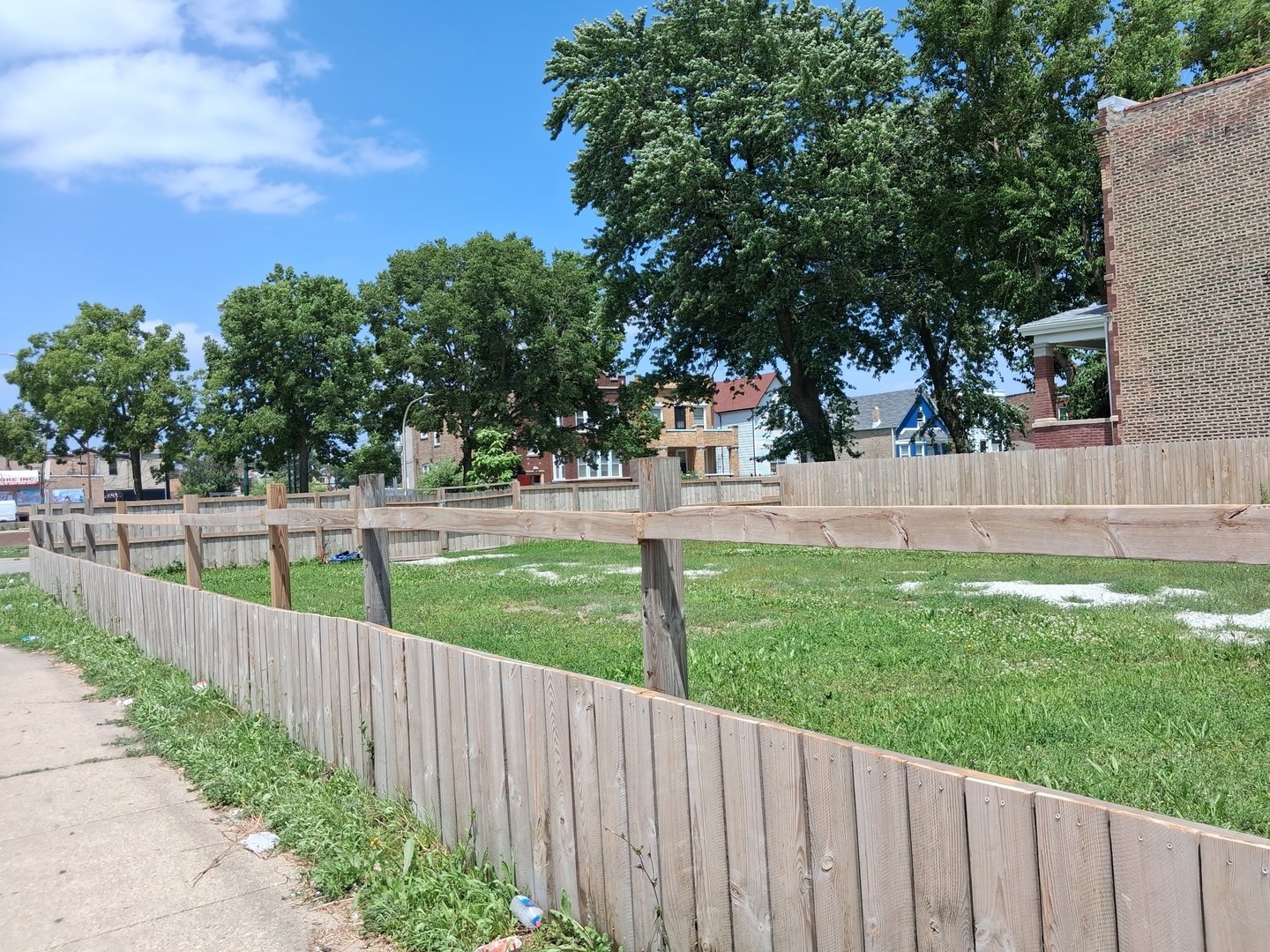 117 S Cicero Avenue Property Photo 3