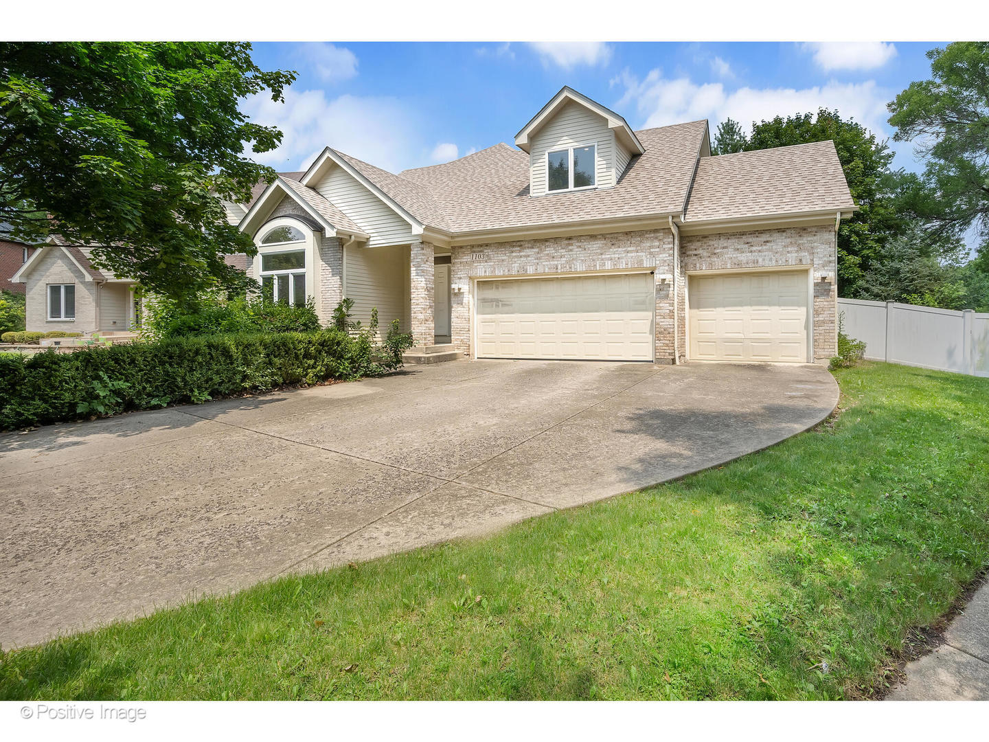 1103 Compass Court Property Photo 1