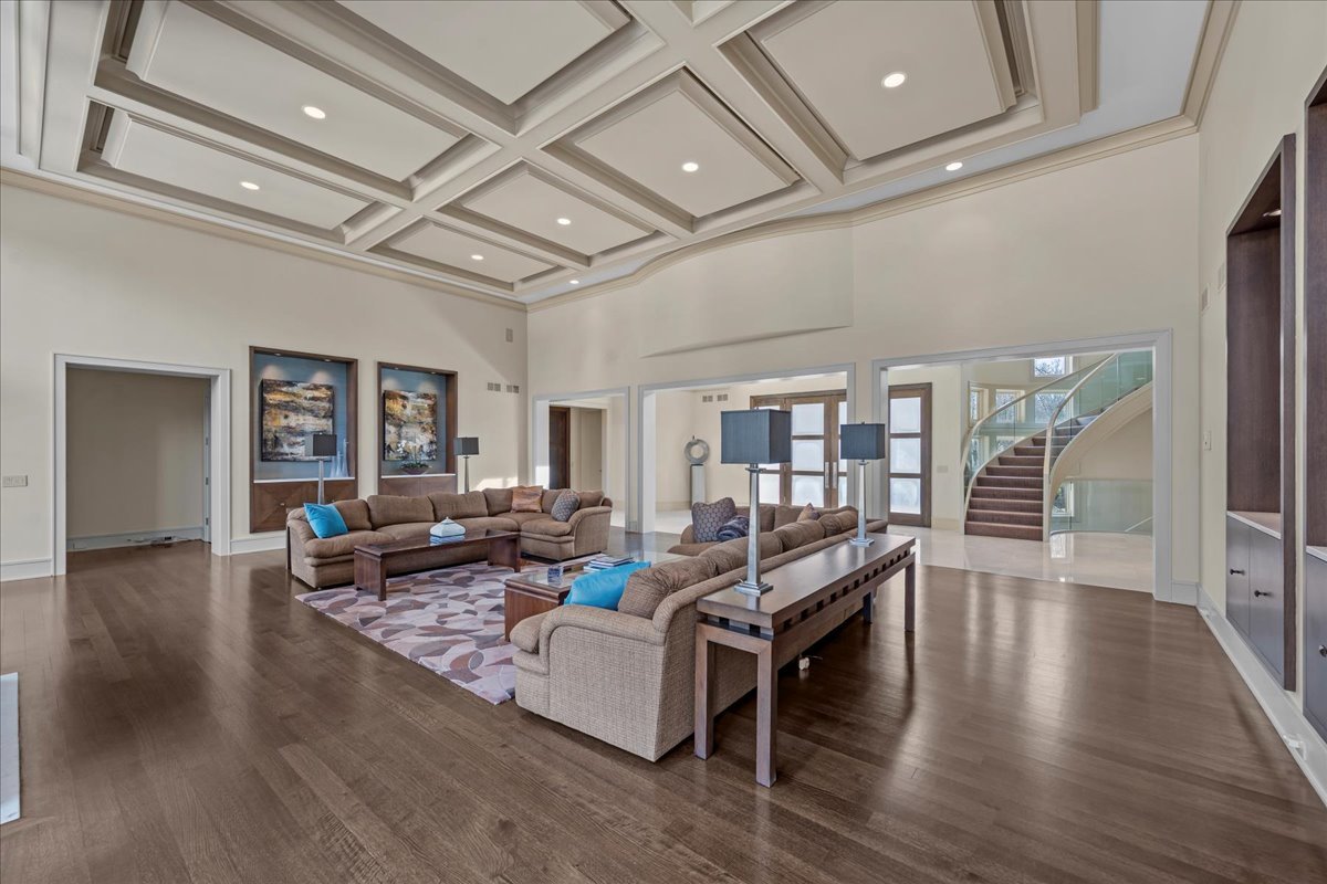 2 Bridlewood Road Property Photo 9