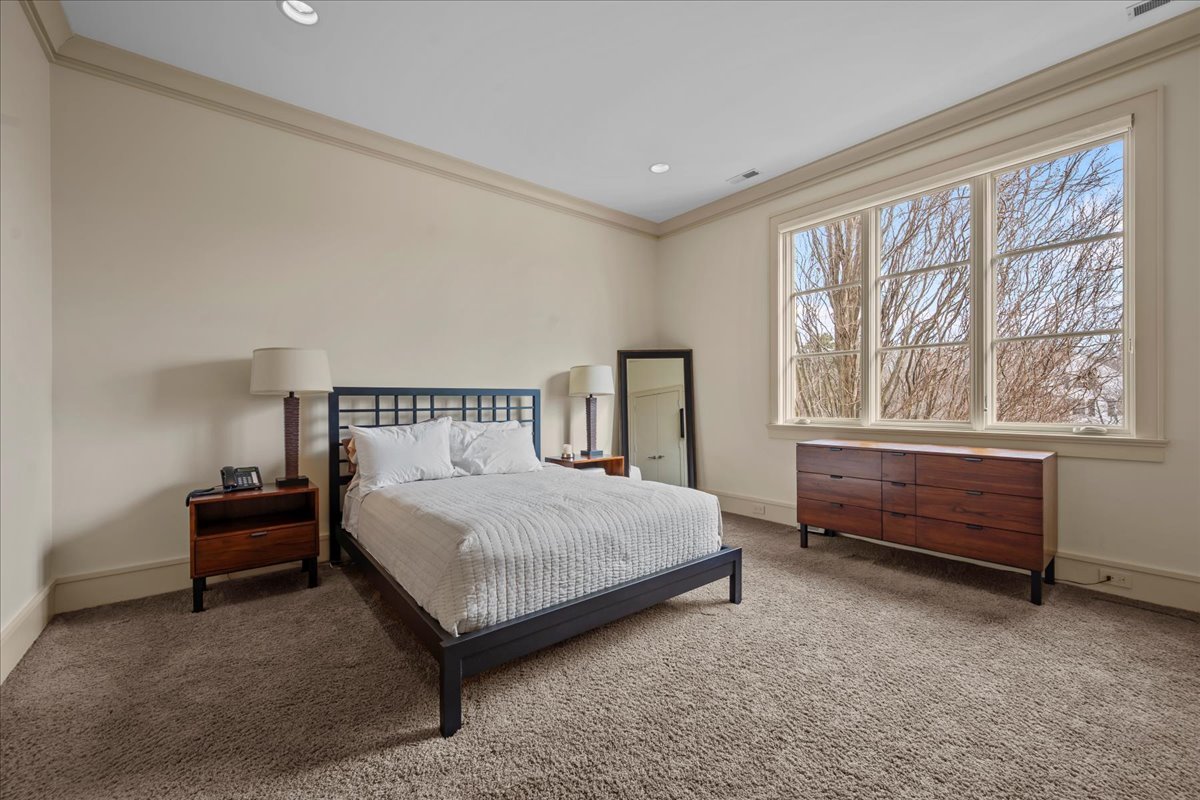 2 Bridlewood Road Property Photo 32