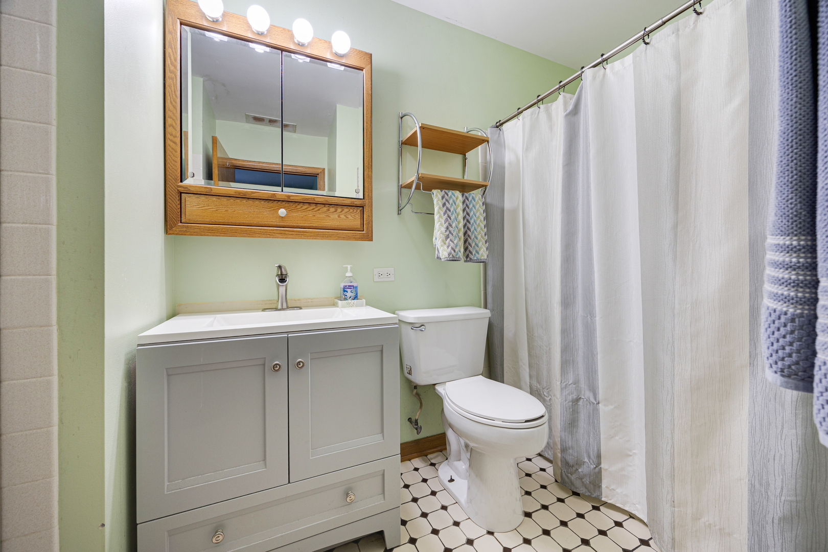 60 Arizona Lane Property Photo 13