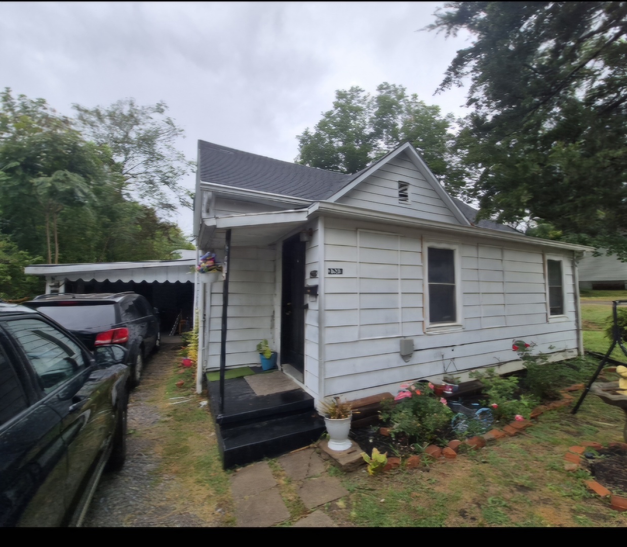 2313 Glenwood Avenue Property Photo 1