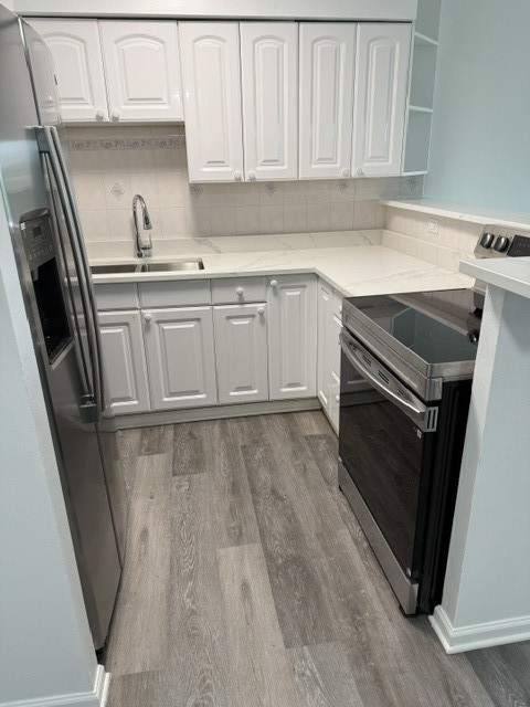16 E Old Willow Road 405s Property Photo 5