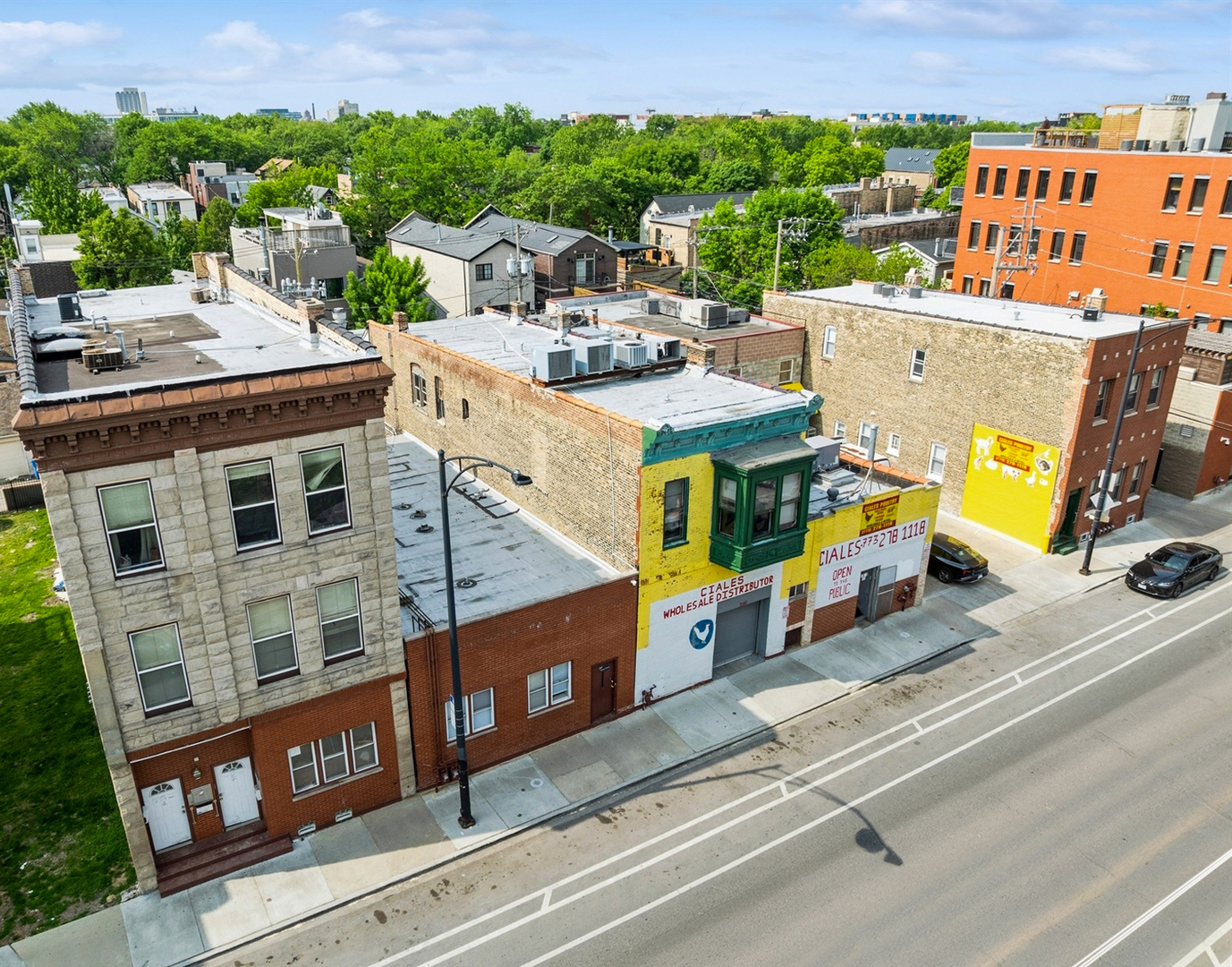 2135-47 W Armitage Avenue Property Photo 2