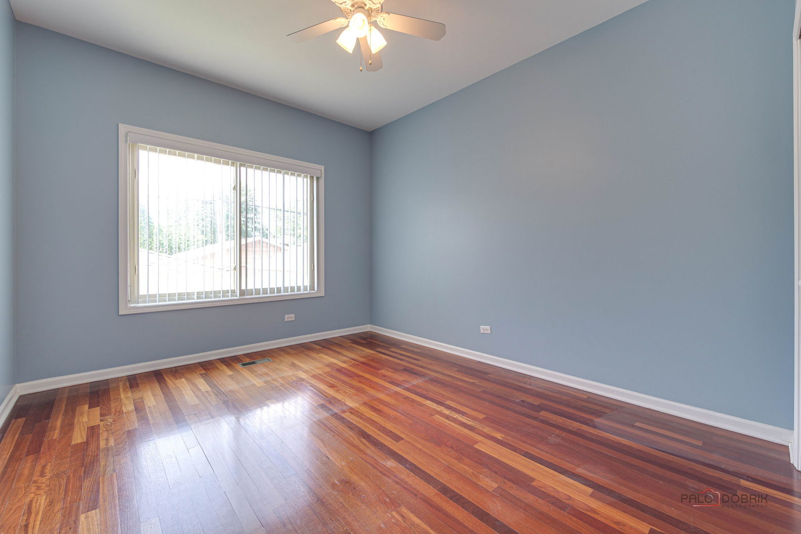 2540 Hessing Street Property Photo 13