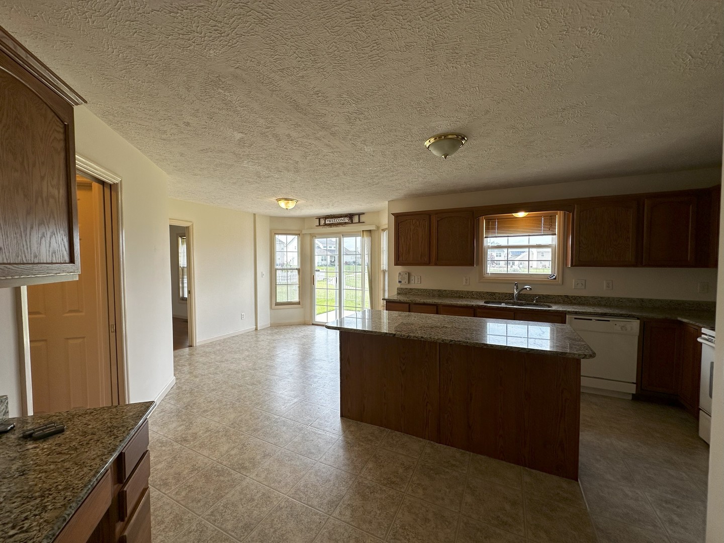 3922 Wild Flower Drive Property Photo 6