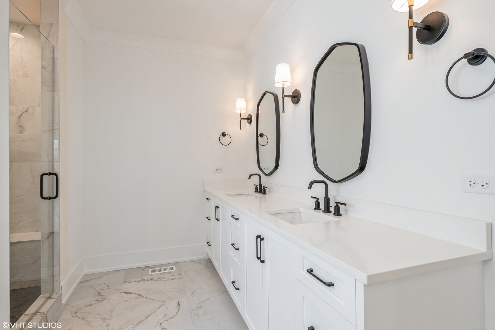 12692483 Property Photo 13