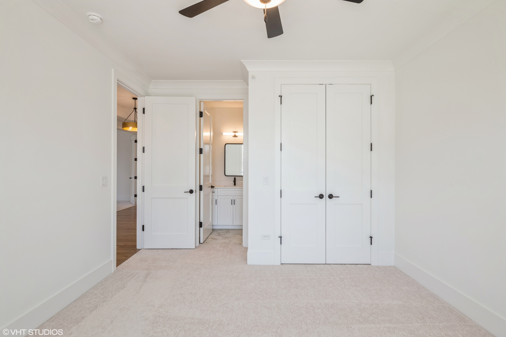 12692483 Property Photo 16