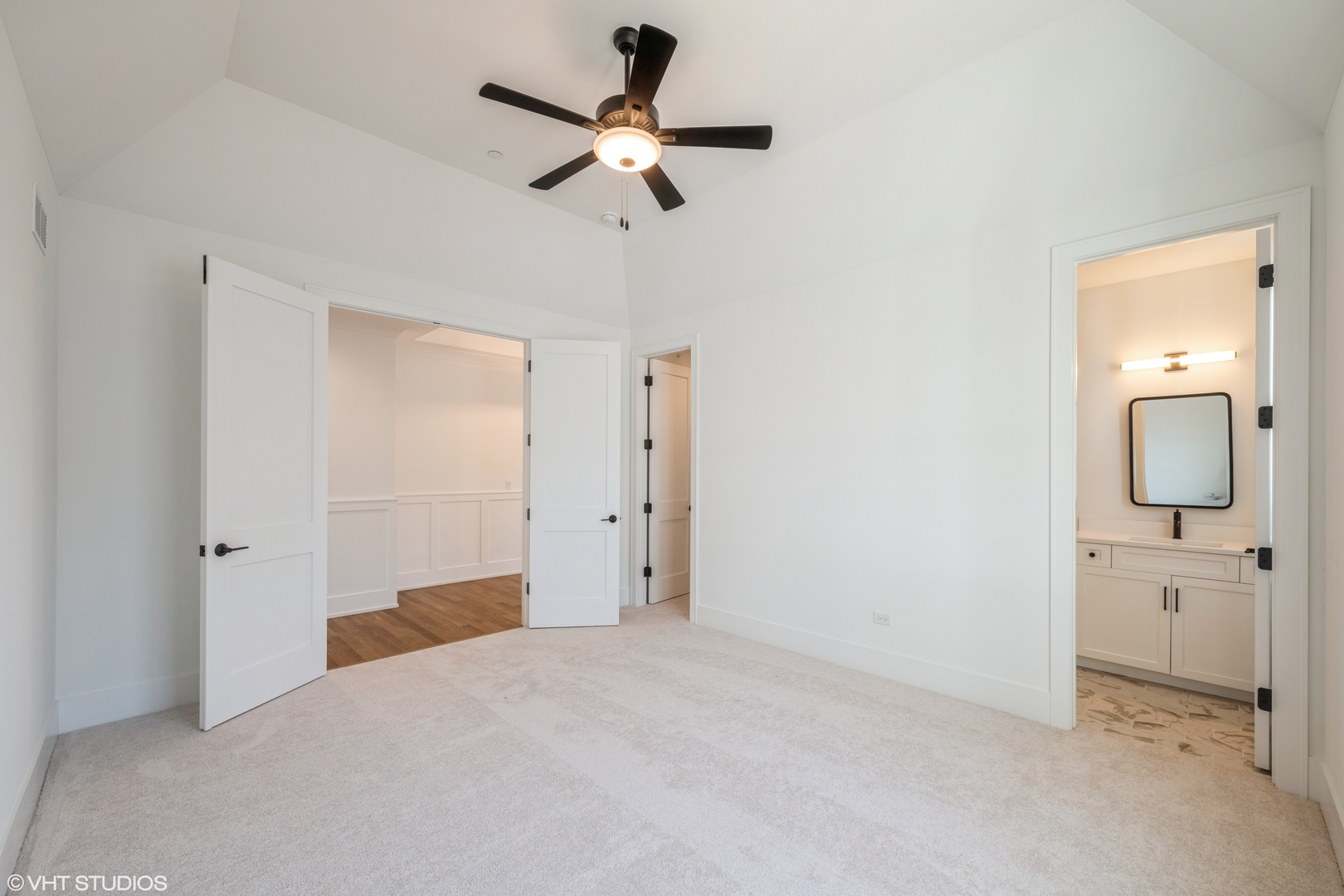 12692483 Property Photo 19