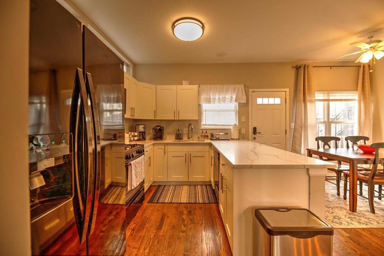 2718 W Washington Boulevard Property Photo 5
