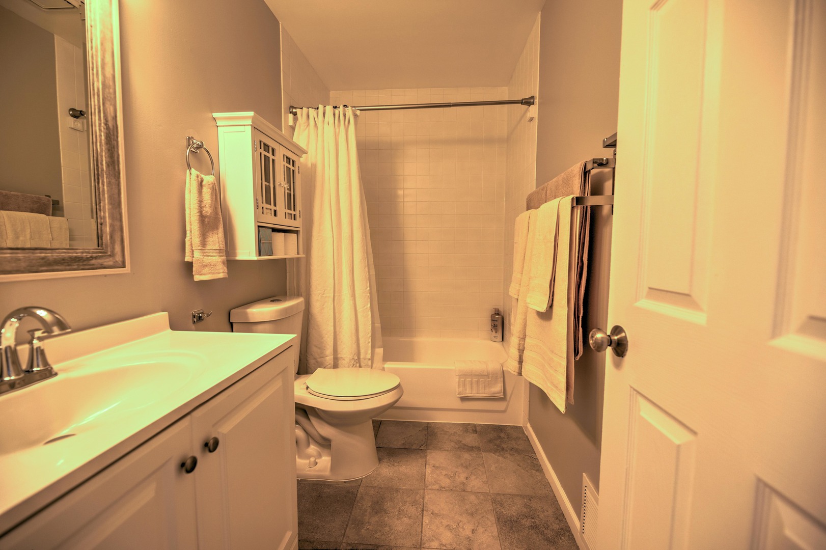 2718 W Washington Boulevard Property Photo 8