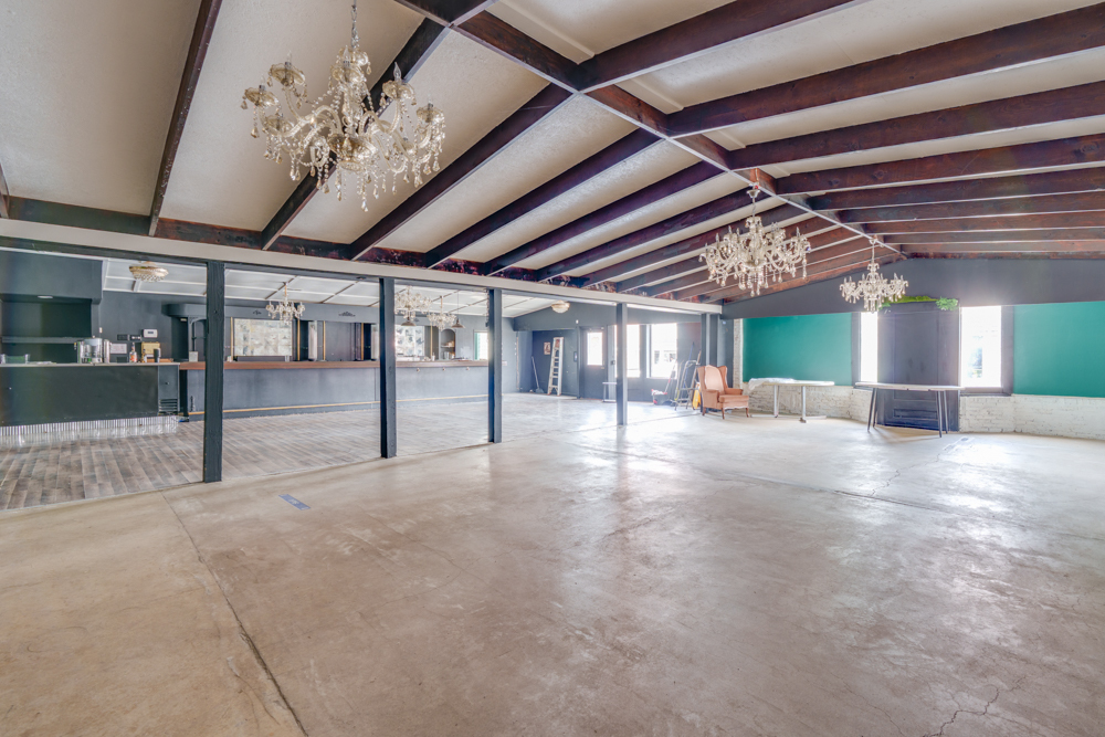 105 E Franklin Street Property Photo 11