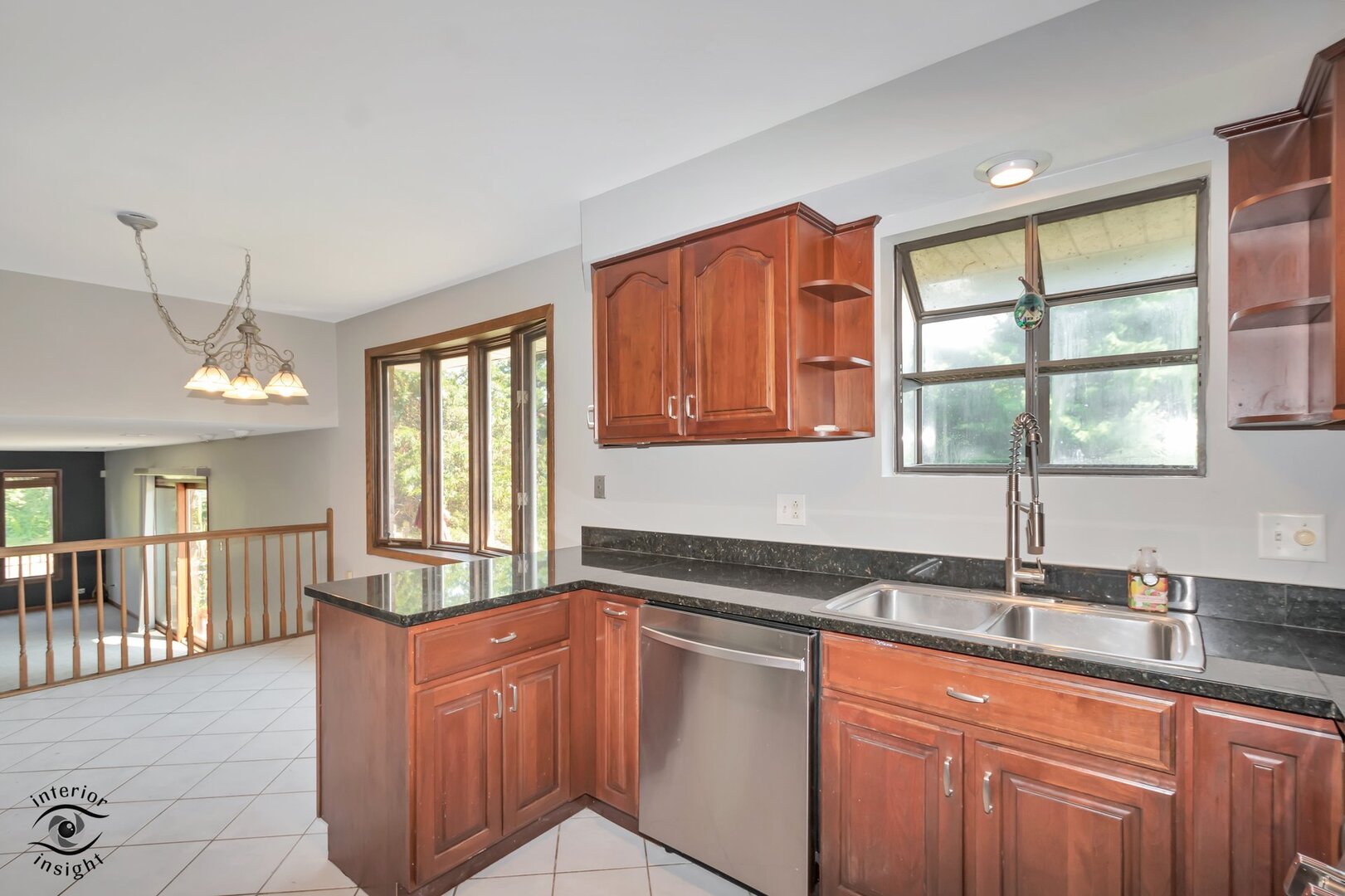 628 Camelot Drive Property Photo 11