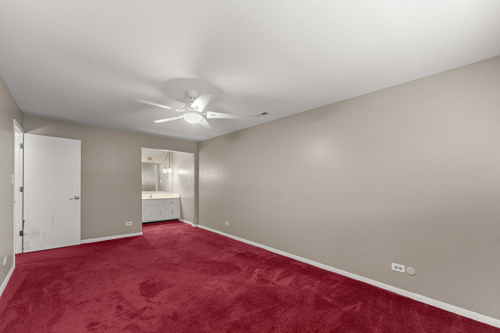 9122 S Pulaski Road 2e Property Photo 10