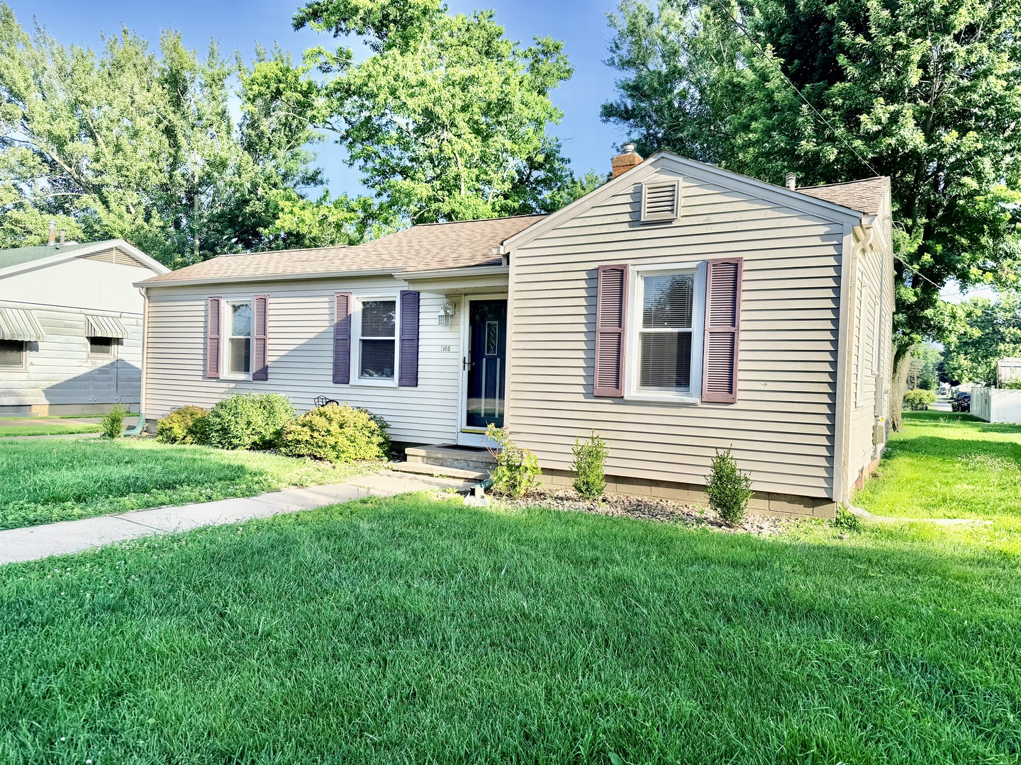 1105 Carroll Street Property Photo 2