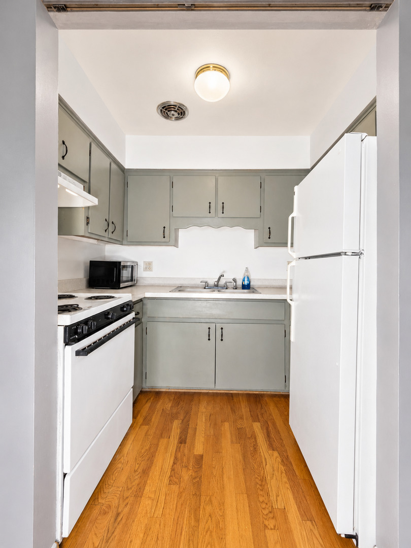 336 Lathrop Avenue 604 Property Photo 15