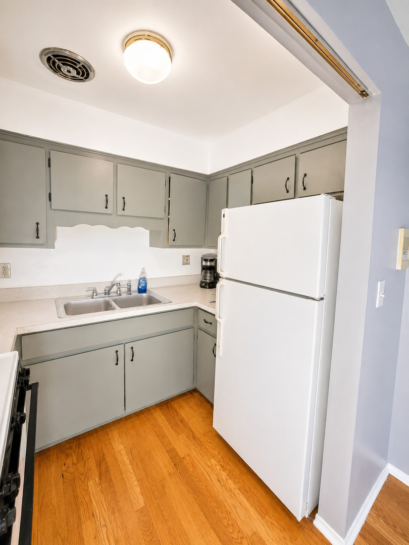 336 Lathrop Avenue 604 Property Photo 16