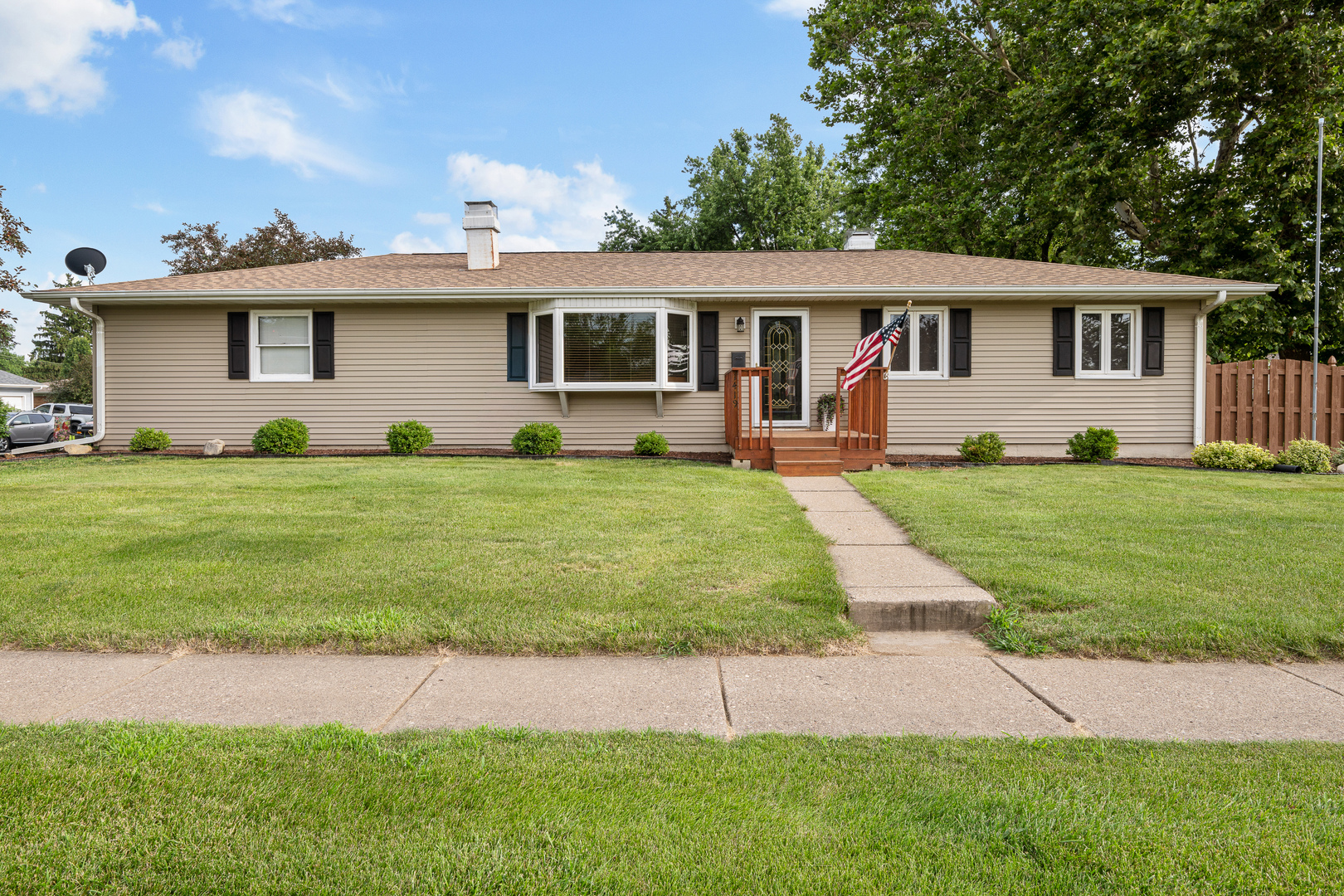 1419 SPRUCE HILLS Drive Property Photo 1