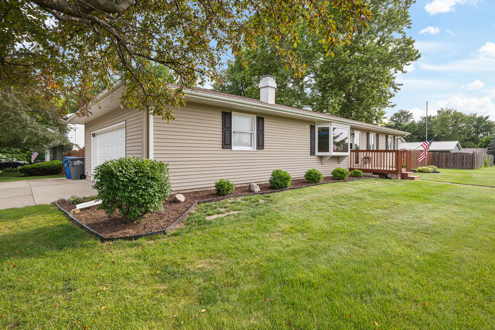 1419 Spruce Hills Drive Property Photo 2