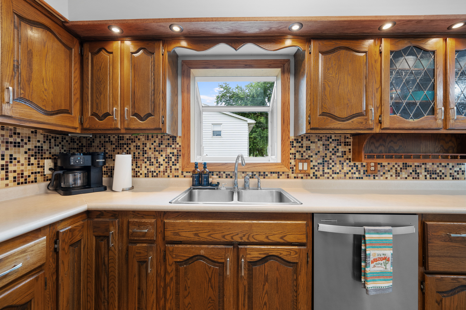 1419 Spruce Hills Drive Property Photo 6
