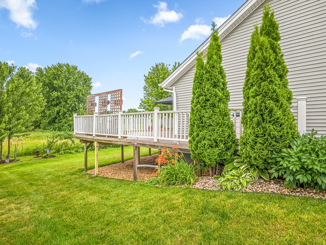 12294 Meadow Drive Property Photo 6