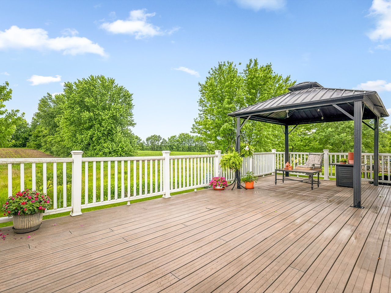 12294 Meadow Drive Property Photo 10