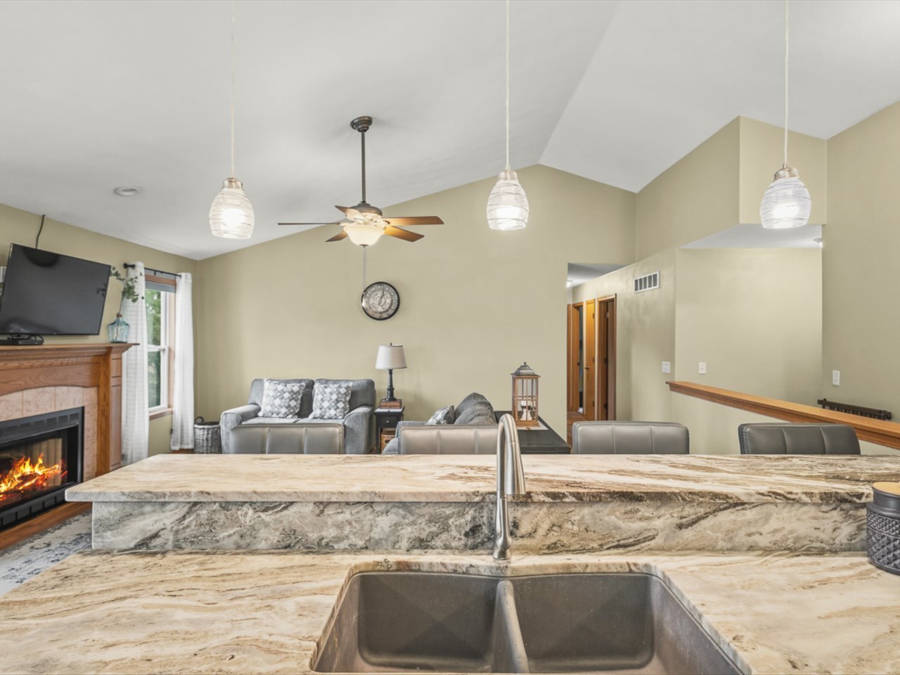12294 Meadow Drive Property Photo 11