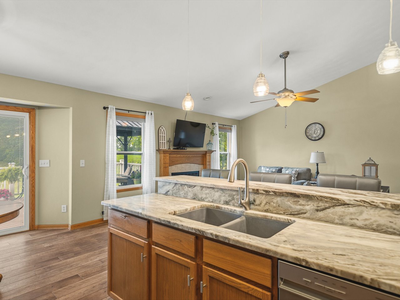 12294 Meadow Drive Property Photo 15