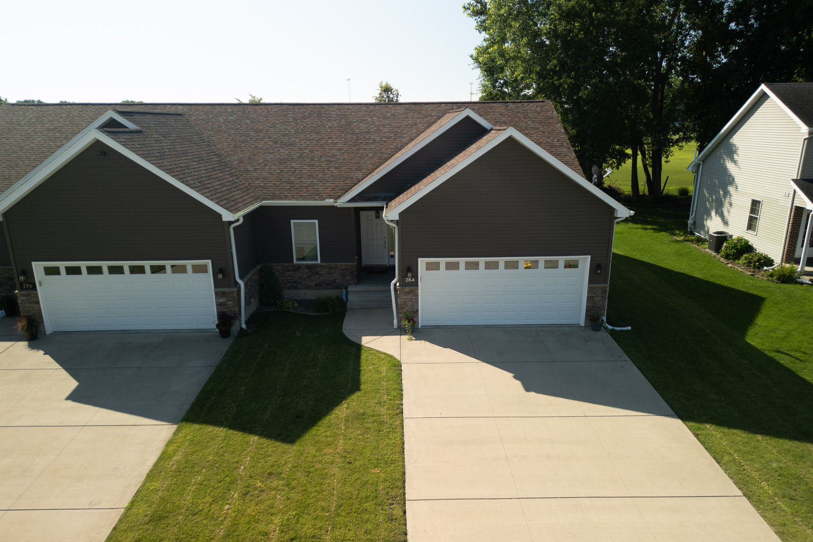 284 Sunset Boulevard Property Photo 1