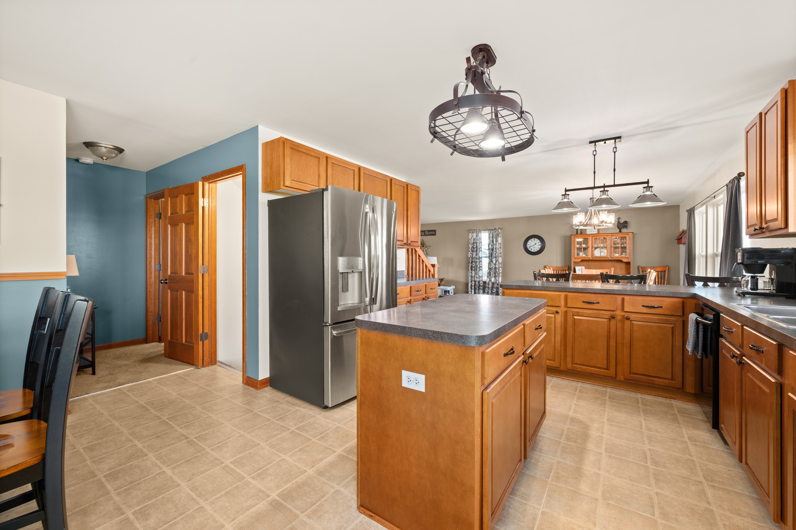 12692646 Property Photo 14