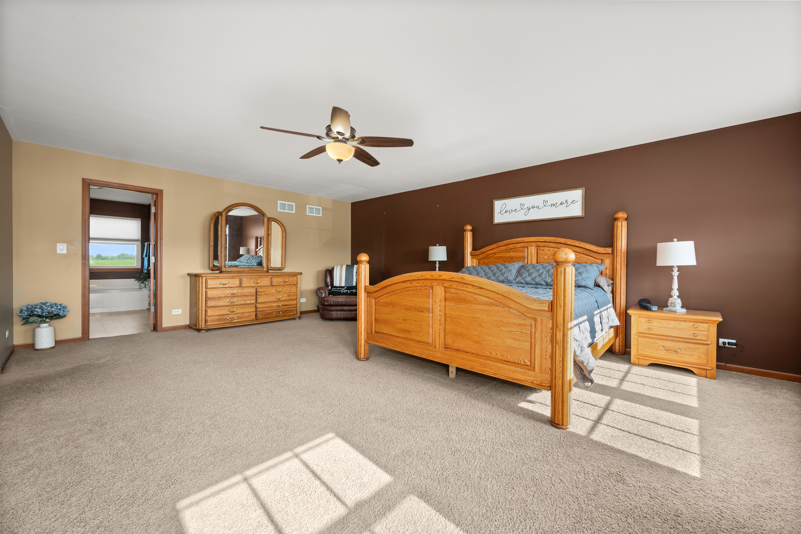 12692646 Property Photo 21