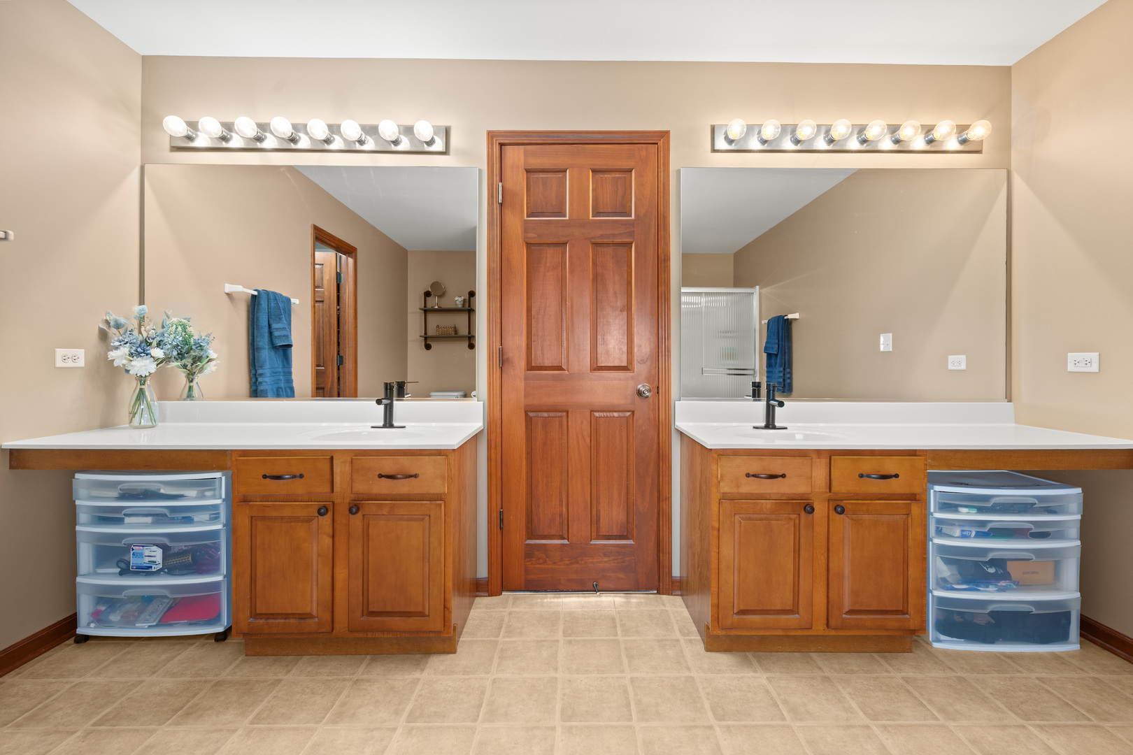 12692646 Property Photo 24