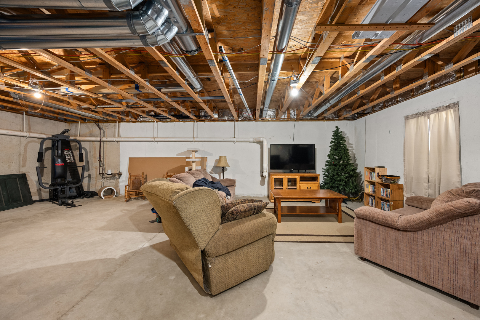 12692646 Property Photo 32