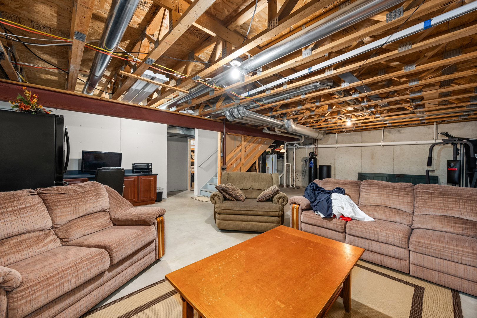 12692646 Property Photo 33