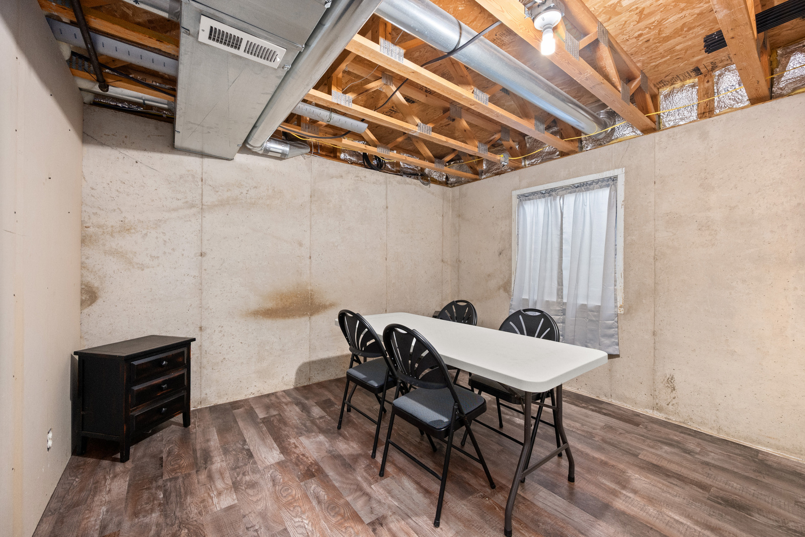 12692646 Property Photo 35