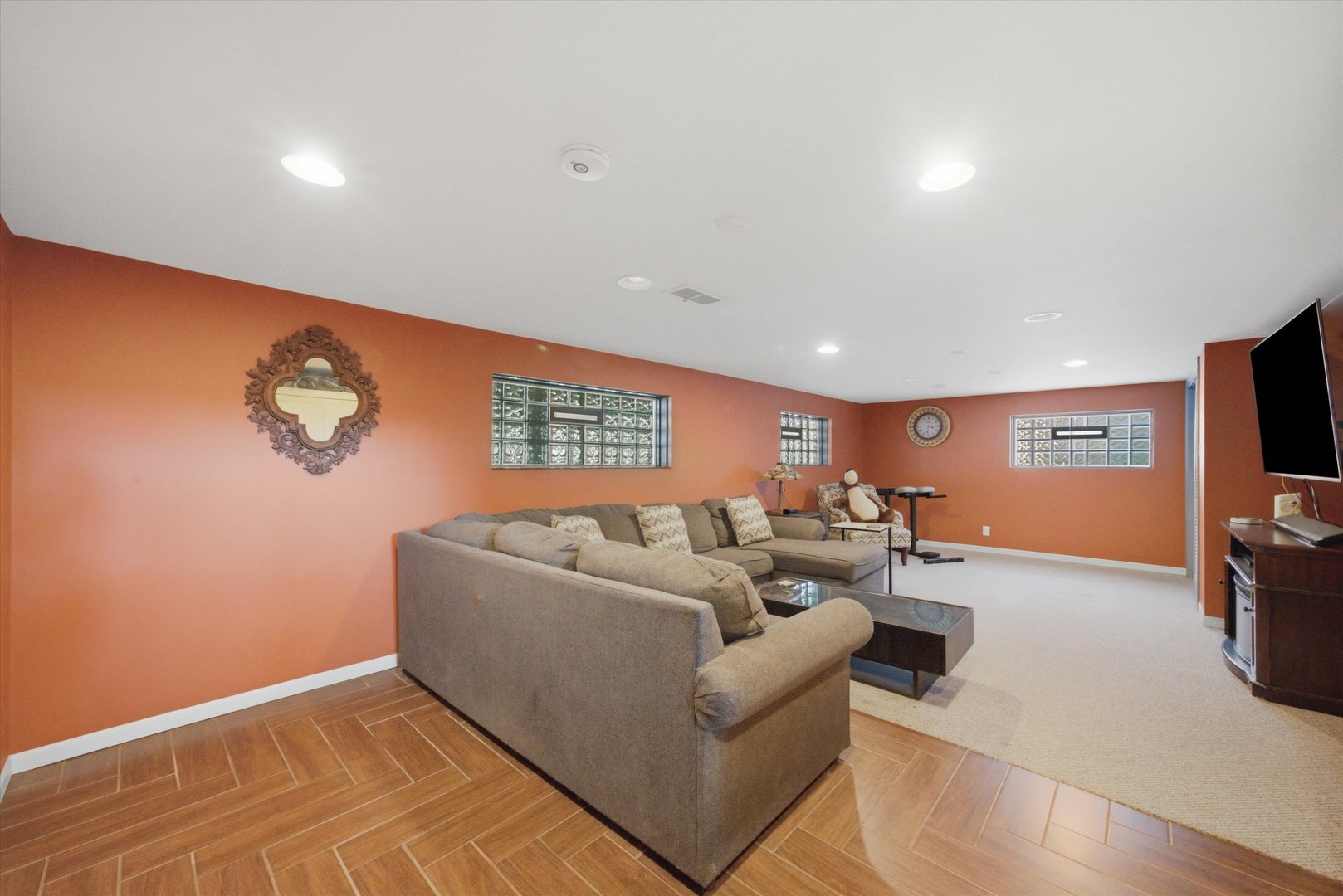 2455 Belleview Avenue Property Photo 19